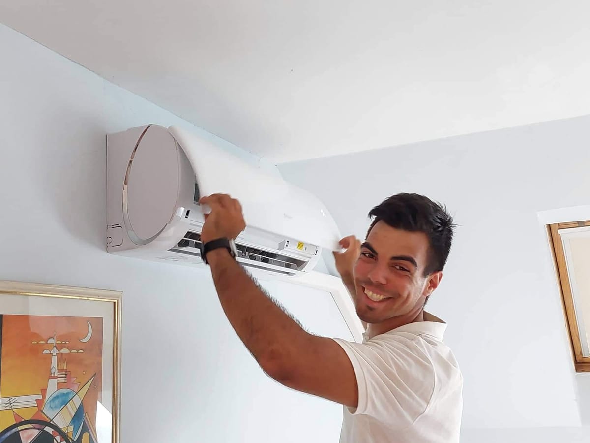 Juhász Balázs beltéri klíma telepítés – Klímaépítő.hu Budapest